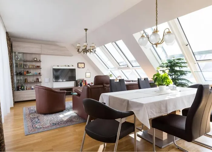 Grosses Penthouse #12 Mit Terrasse Und Aussicht