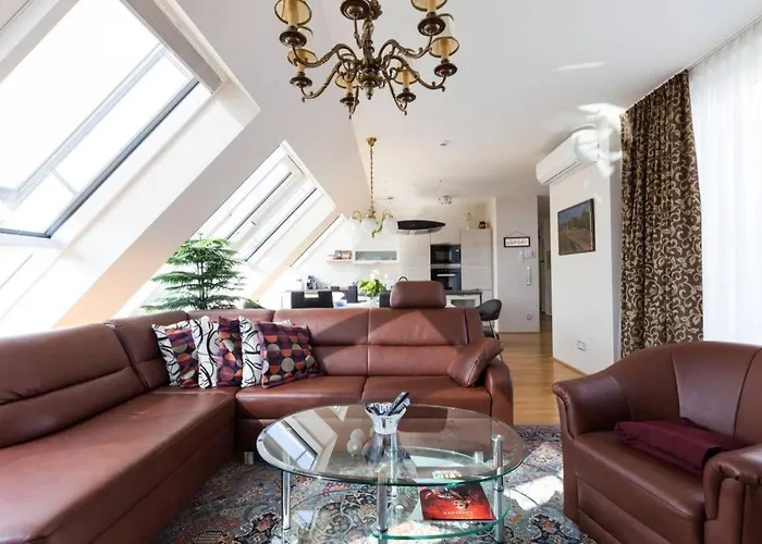 Апартаменти Grosses Penthouse #12 Mit Terrasse Und Aussicht